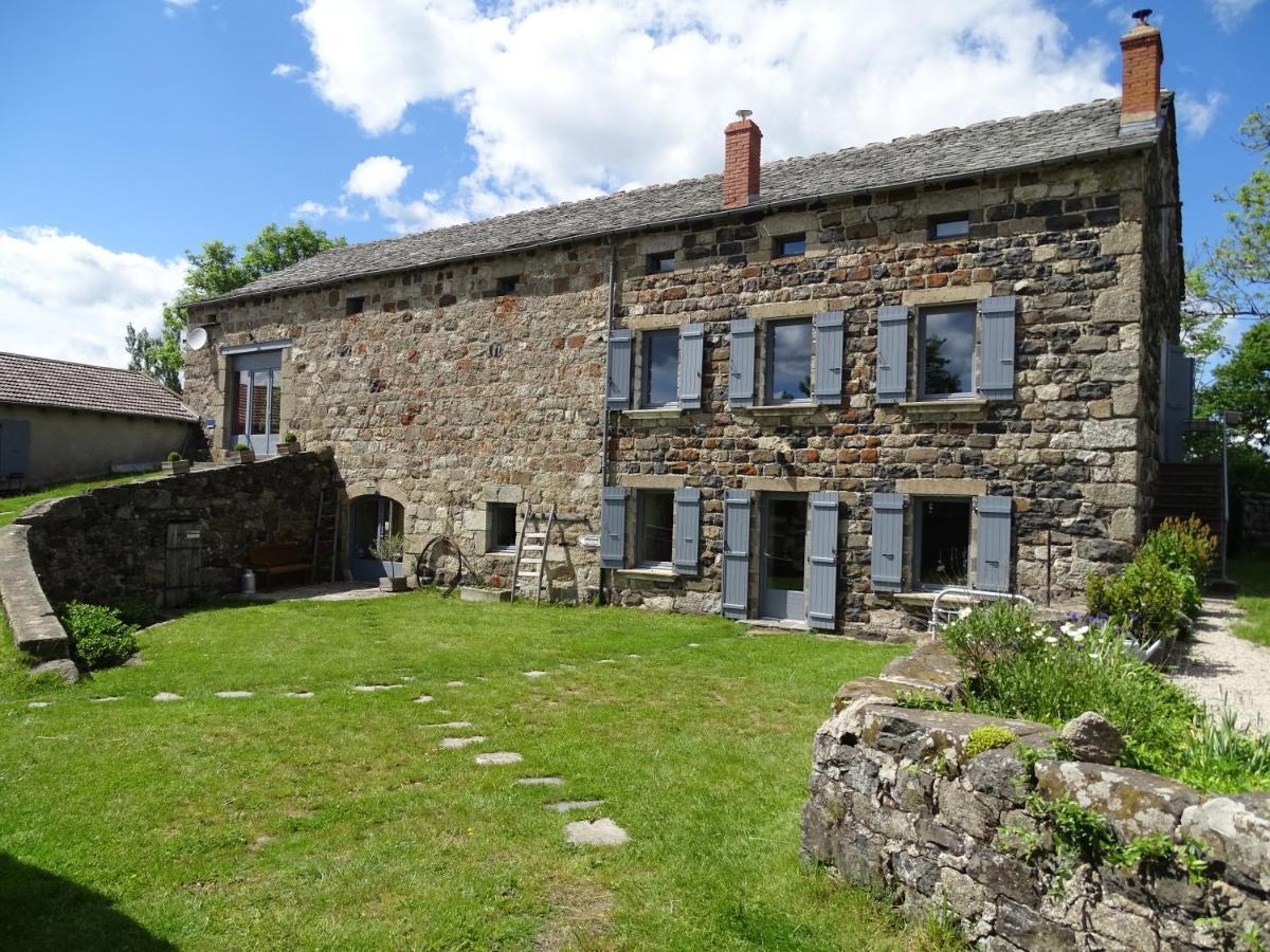 Bed and Breakfast La Ferme De Madelonnet Saint-Jeures Exterior foto